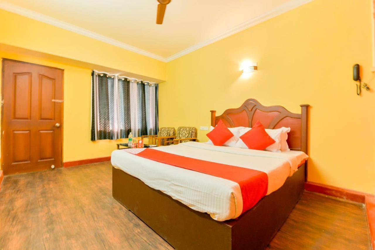 Oyo 5237 Island Lake Resort Alappuzha Exterior photo